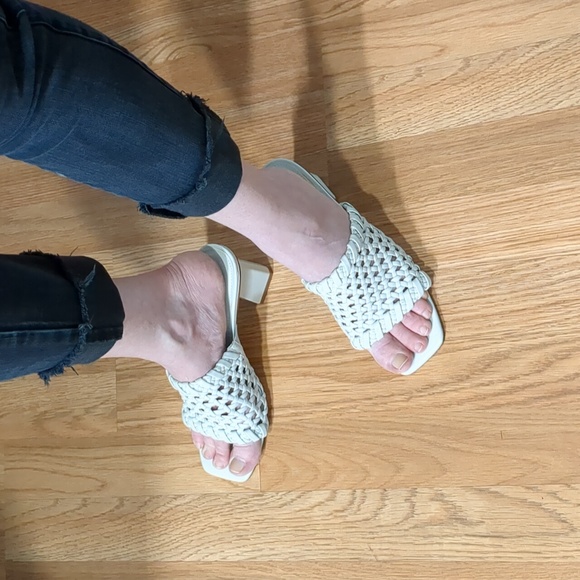 14th & Union Heels - Picture 2 of 7